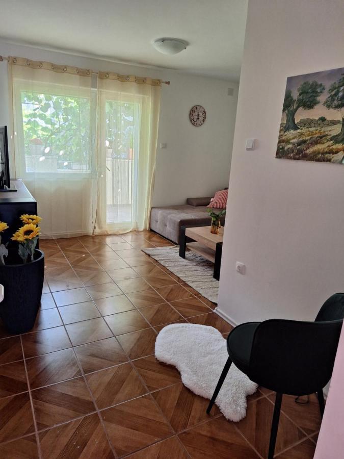 Apartman Anchi Zadar Exteriör bild